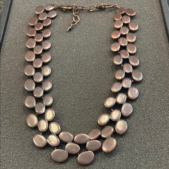 Elegant Copper-Tone Metal Necklace - Picture 1 of 4